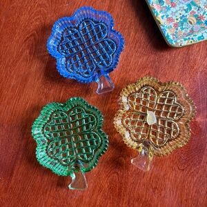 Vintage Bohemian cut glass clover-shaped ashtrays/trinket dishes - set of 3